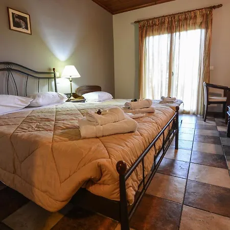το στέκι δεδάκης Guest house Kastania (Corinthia)