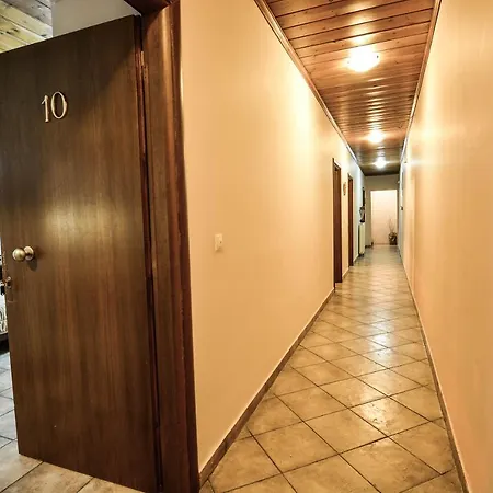 το στέκι δεδάκης Guest house