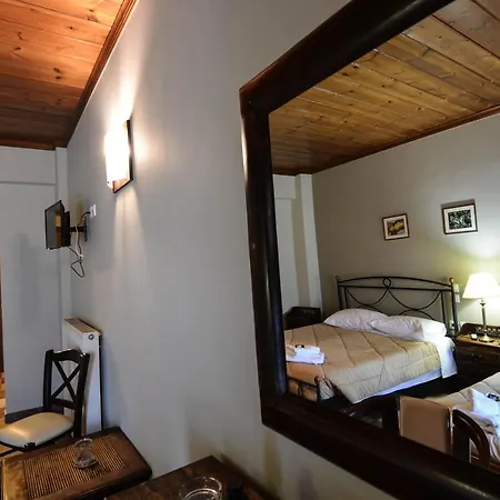 το στέκι δεδάκης Kastania (Corinthia)